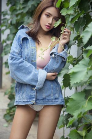 juliaann精品艳妇与黑人_BD迅雷电影在线