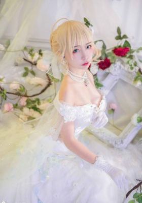亚洲熟女乱色综合亚洲小说_720高清完整版播放