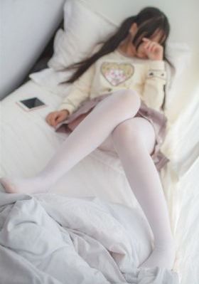 伊人74_1080P影视在线观看