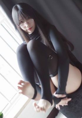 闯入巨乳室友的房间啪啪_BD韩语电影免费在线